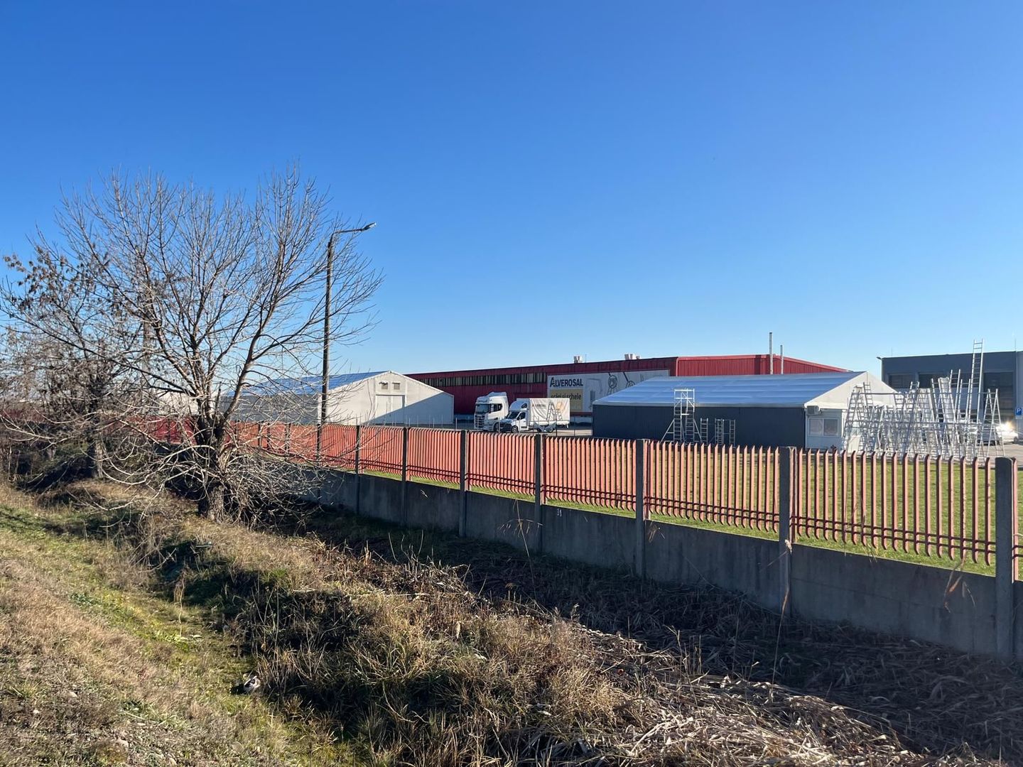 Teren intravilan, Săcădat, 27 921 mp. 9,5 Euro/mp. Comision 0. - Poză 2