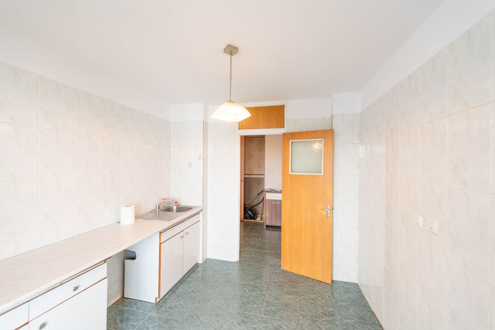 Apartament 3 camere 1980 decomandat Crangasi 2 bai loc parcare - Poză 12