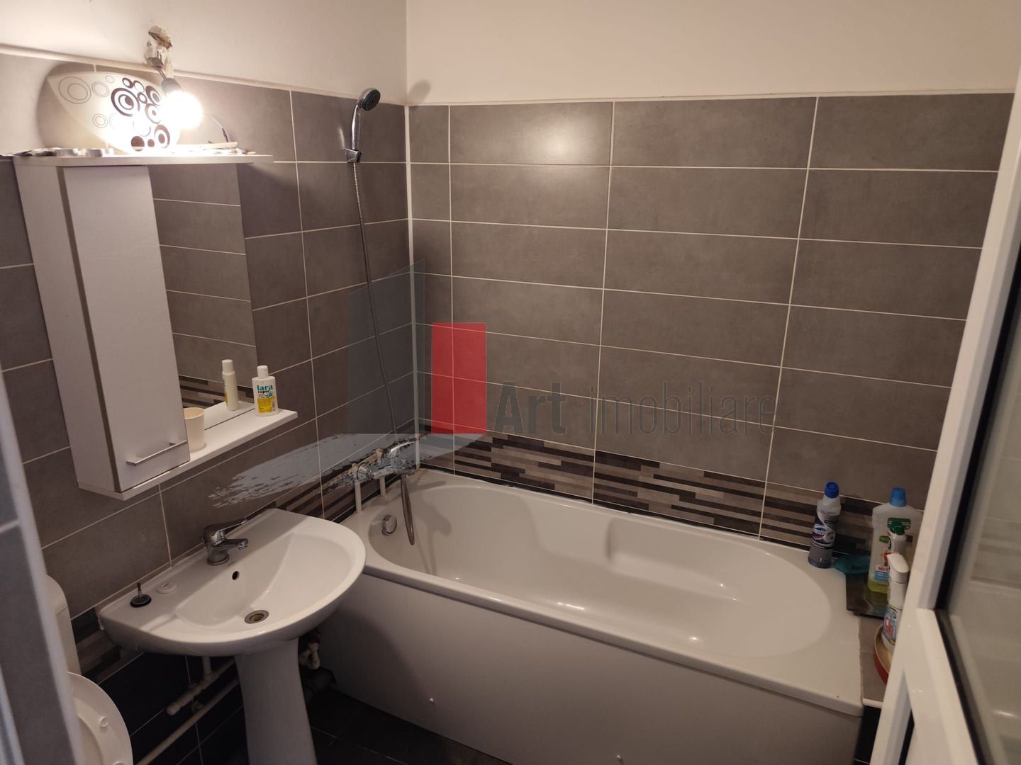 Spatiu comercial de inchiriat in zona Virtutii - Poză 11