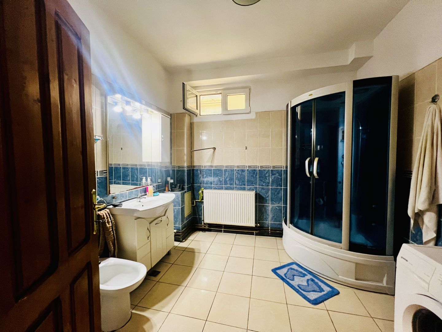 Casa individuala 6 camere  spatioase - zona Mehala - Poză 8