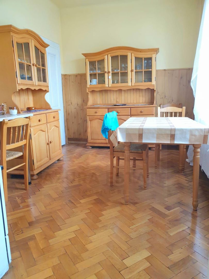 Apartament 4 camere 110 mp utili cu teren aferent si 2 bai Central - Poză 3