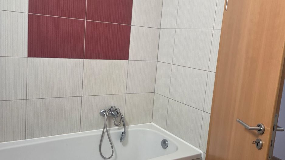 Apartament  2 camera zona Avangarden - Poză 15