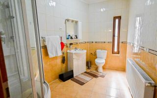 Vila cu 1.500 mp teren, gradina amenajata, linistita zonare,  Halchiu, Brasov - Poză 22