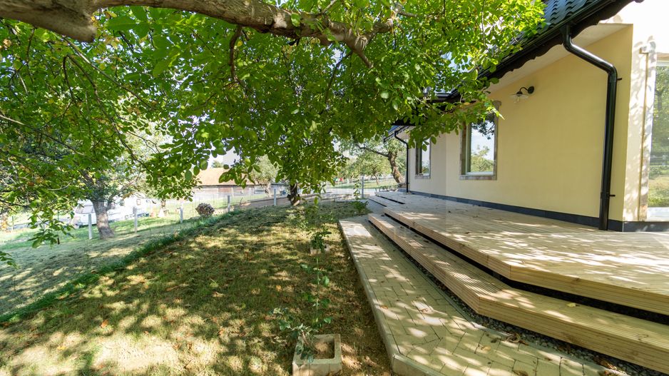 Casa de vacanță din Tohănița – locul unde muntele întâlnește liniștea - Poză 24