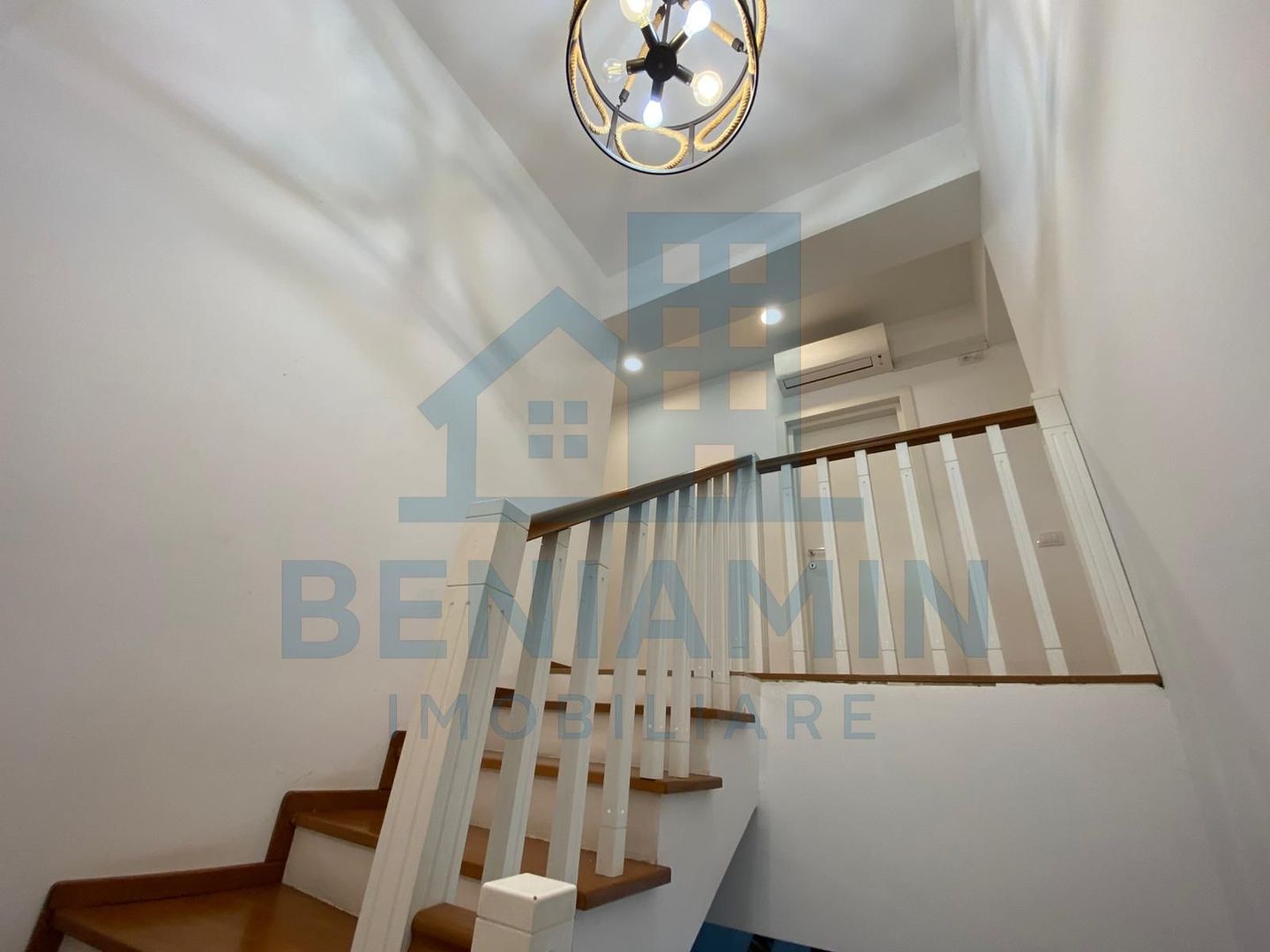 Apartament pe 2 nivele 133mp curte terasa George Enescu bloc nou - Poză 11
