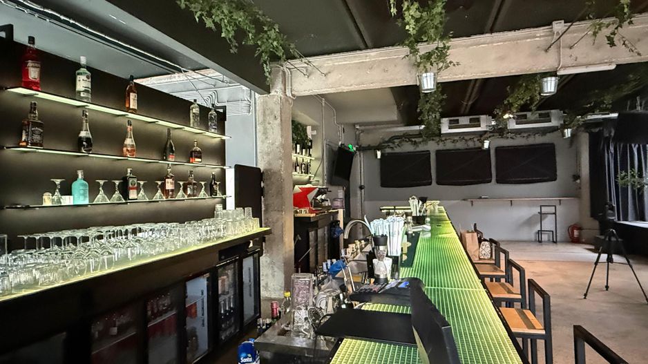 Spațiu  576mp+120mp curte  la 5 minute de Metrou Pipera - Poză 7