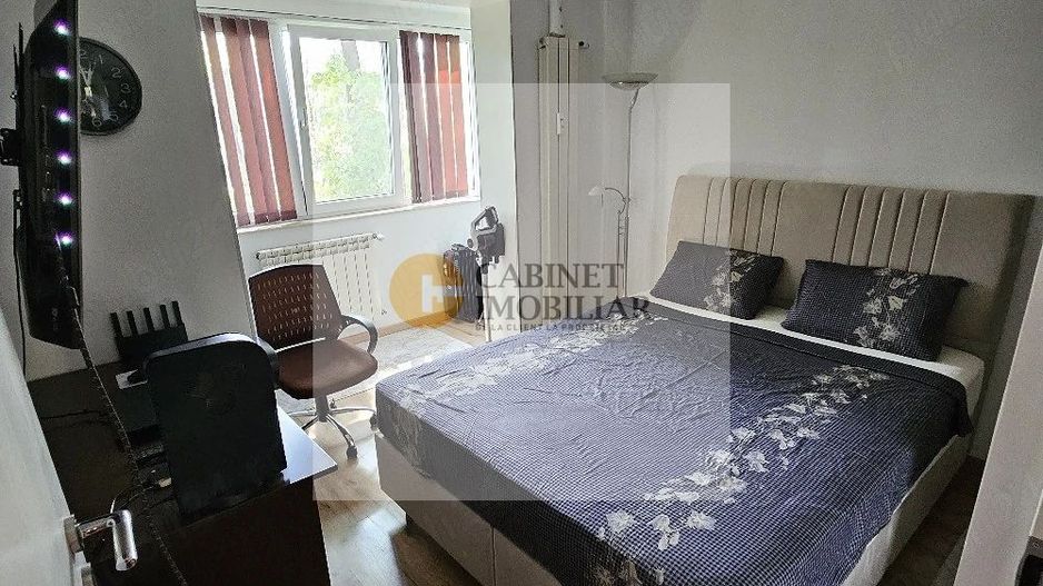 3 Camere - 60MP | Decomandat | 1/4 | Credit | Crangasi - Poză 8