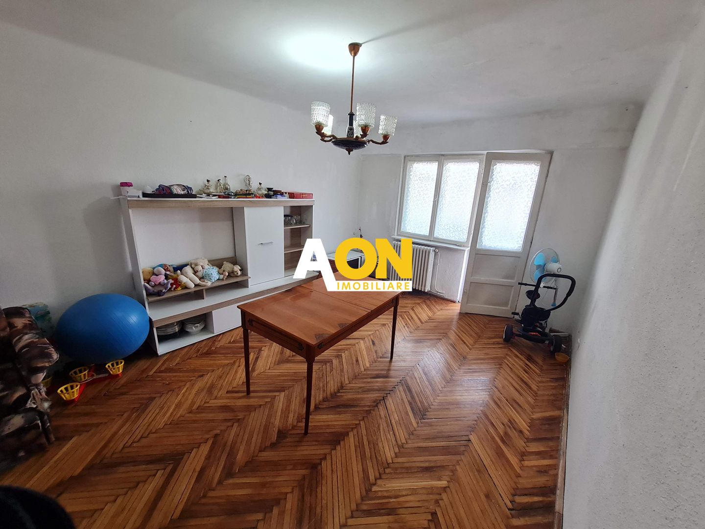 Apartament 4 Camere, 77 mp, Decomandat, Zona Cetate - Poză 3