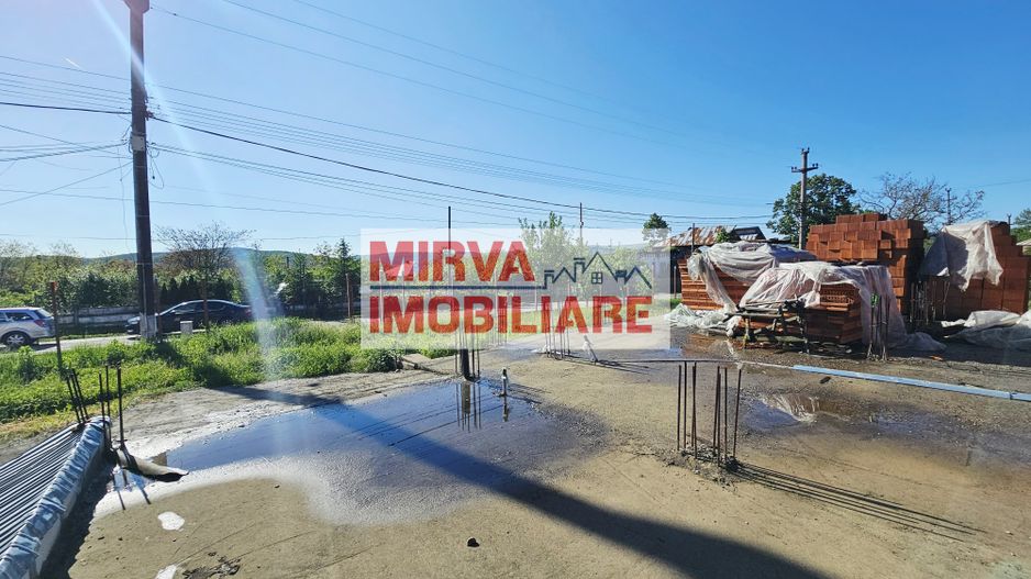 Teren de vânzare în Lapoș – 1000 mp cu beci - Poză 2