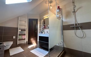 Casa de vanzare 230 mp utili + teren 1000 mp, Luna de Sus, Cluj! - Poză 16