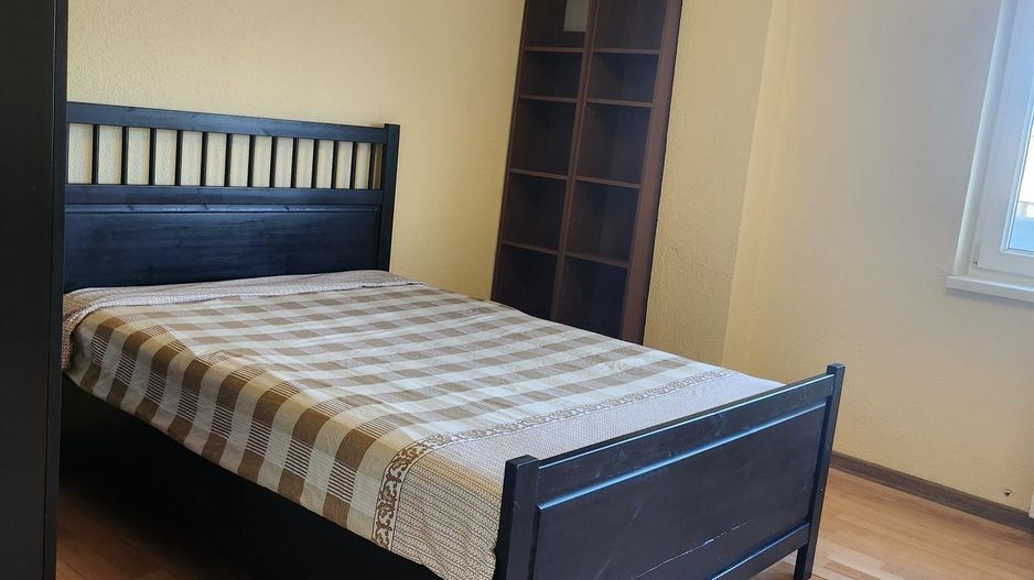 De Inchiriat Garsoniera Bd. Decebal  cu TERASA langa Rond Alba Iulia - Poză 3