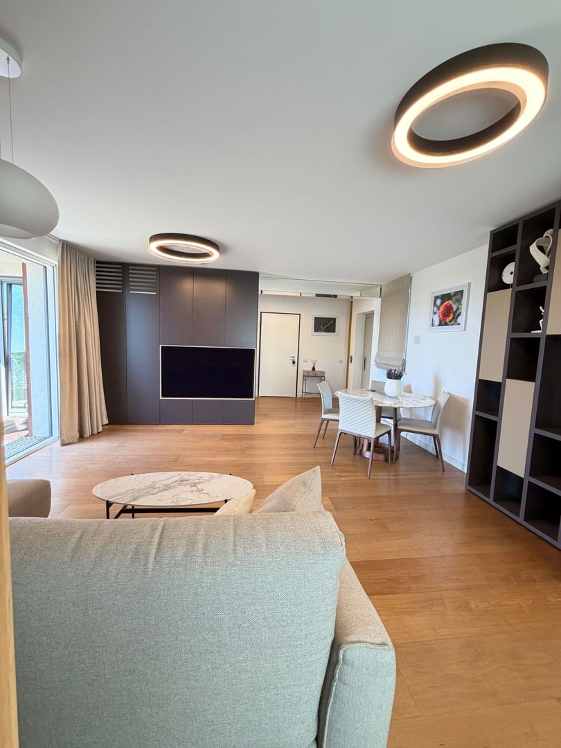 Apartament PREMIUM cu curte, terasă și lift cu acces direct în living - Poză 2