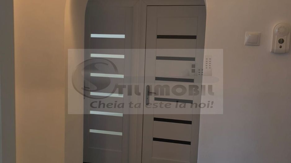 Apartament 2 camere decomandat – zonă centrală, lângă Primăria Iași - Poză 3