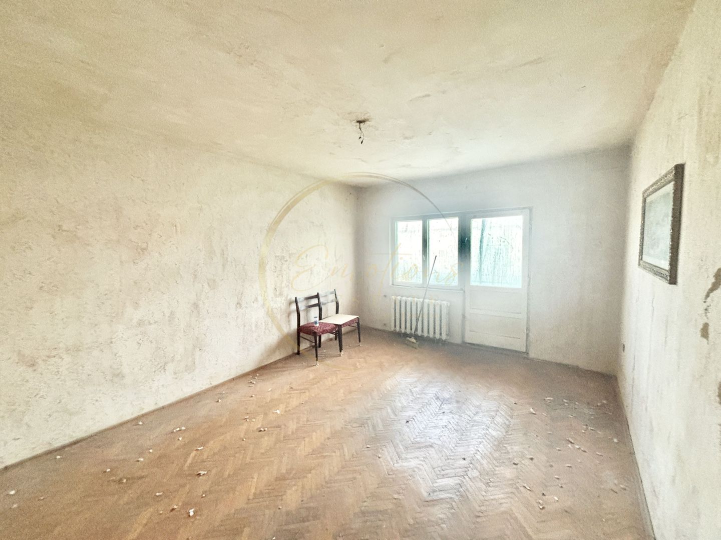 OCAZIE | Apartament 2 camere decomandat | NECESITA RENOVARE COMPLETA - Poză 2