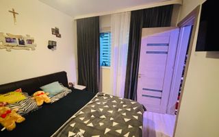 Apartament 3 camere • Zonă Universitate • 90.000 € - Poză 3