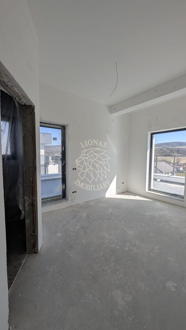 COMISION 0%! Penthouse finisat 73,75 mp utili+terasa 90 mp-Zavoaie - Poză 3