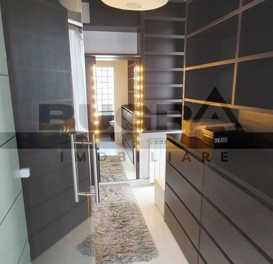 Penthouse 80mp, 2 parcari, terasa 65mp, zona Sigma Center - Poză 5