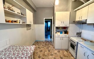 Apartament 3 camere | Etaj 3 | Zona centrala - Poză 14