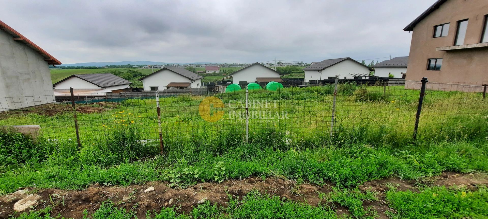 TEREN INTRAVILAN DE VÂNZARE – VOROVEȘTI 🏡 - Poză 3