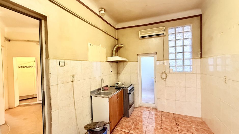 APARTAMENT 60 mp UTILI , 3 CAMERE DECOMANDATE -ZONA GAZELEI - Poză 12
