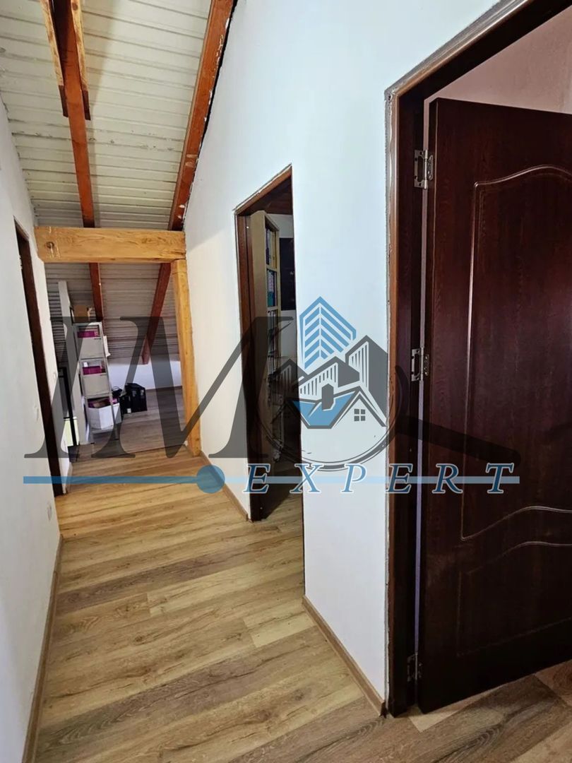 Apartament de vanzare cu 4 camere in zona Centru Alba Iulia - Poză 3