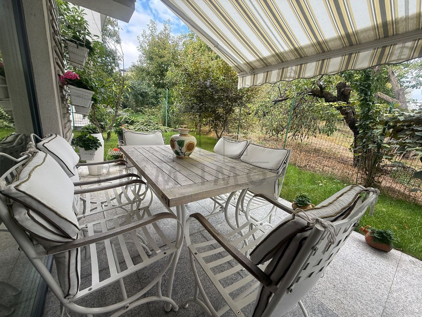 Vila individuala Bucium, 3 camere, curte proprie, mobilata complet, - Poză 22