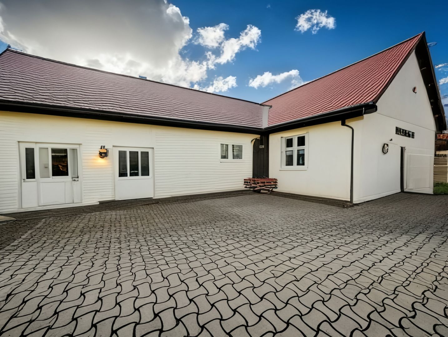 Imobil comercial P+2E+M - 28 Camere - Poză 27