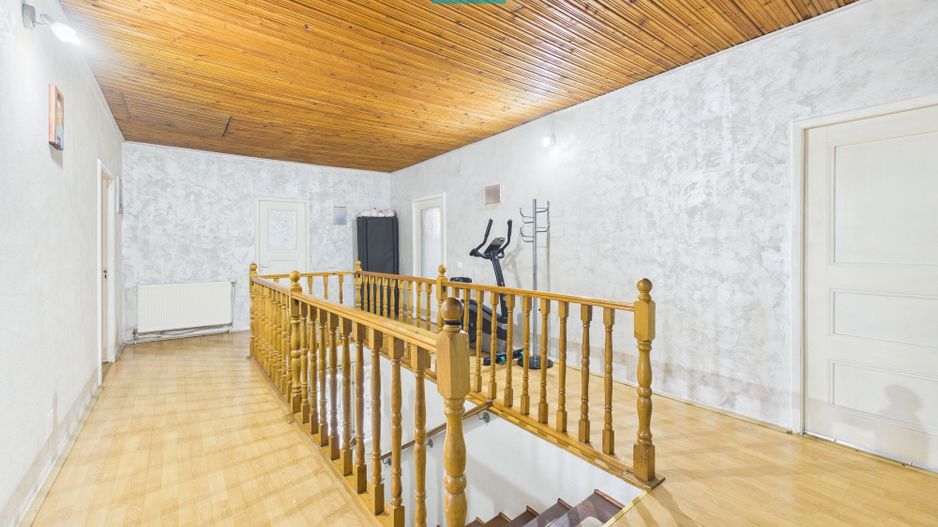 Casă cu teren 345 mp – metrou Laminorului - Poză 4