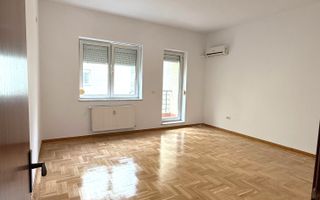 APARTAMENT NEMOBILAT CU 3 CAMERE | REZIDENTIAL | BIROURI | LOC DE PARCARE INCLUS - Poză 6