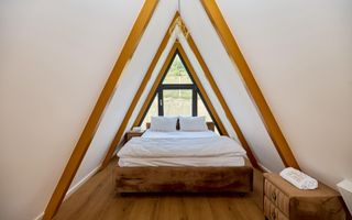 Afacere de vanzare, 2 cabane+sala de evenimente, la cheie, Apuseni! - Poză 15