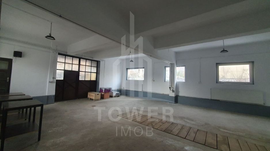 Spatiu industrial -hala (100 mp)- cu birou si baie (zona Garii) - Poză 3