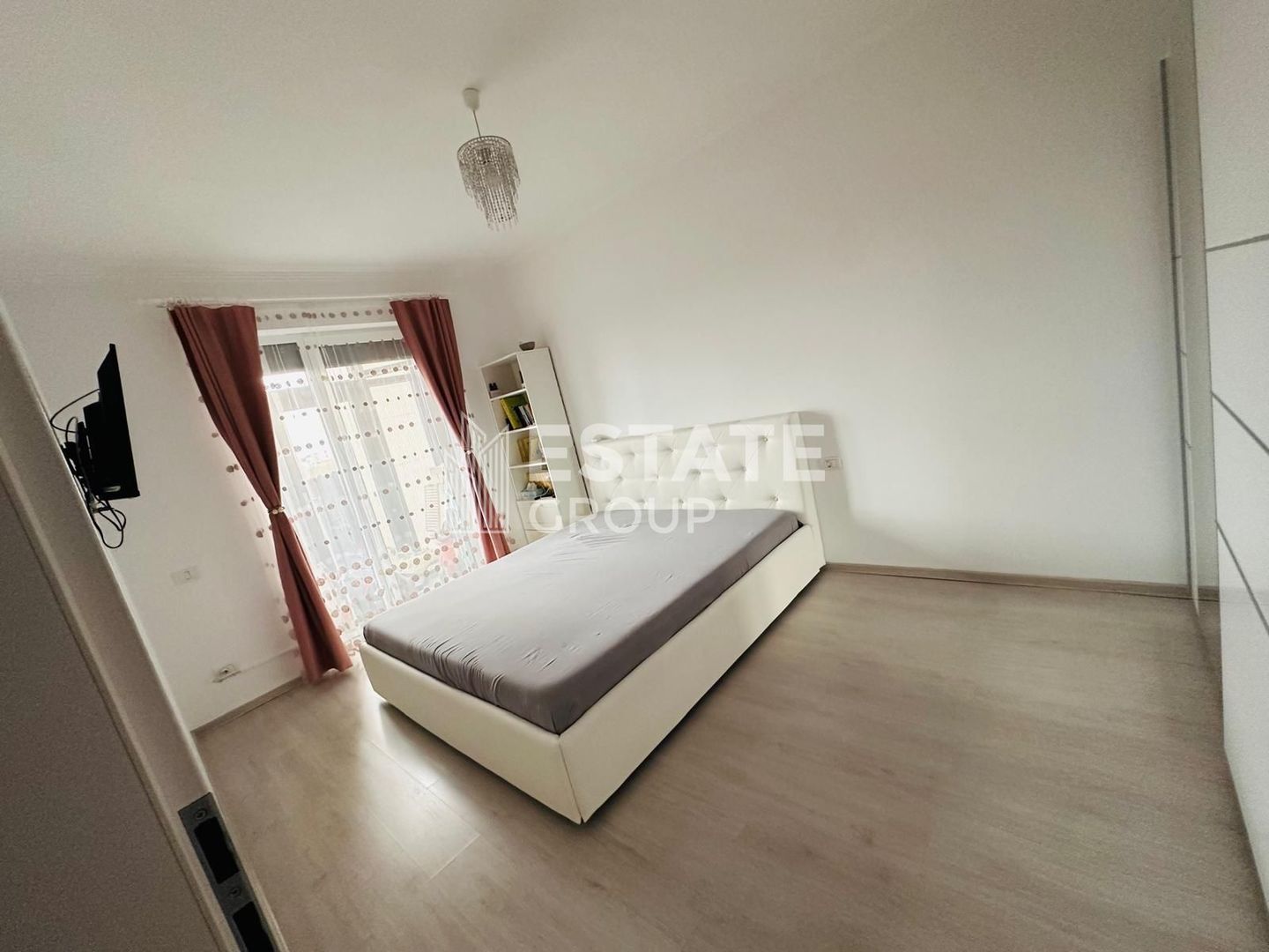 Apartament cu 2 camere in Dumbravita - Poză 4
