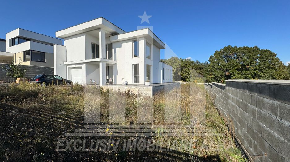 Casa individuala de vanzare, Seigau - Poză 1