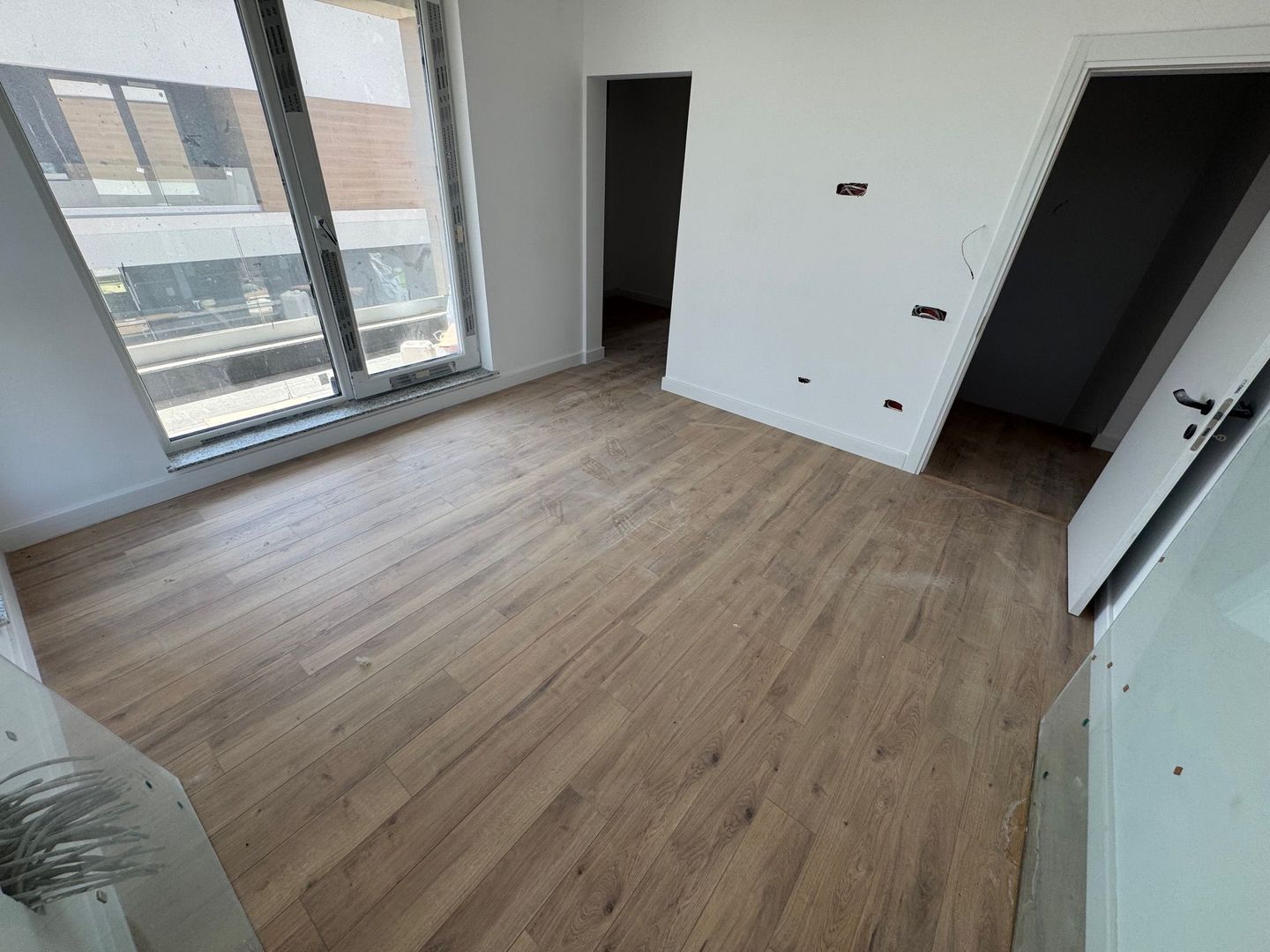 Vile Tunari, zona BUNA, Toate Utilitatile, curte 350m2 - Poză 5