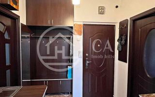 Apartament cu 3 camere de vanzare in zona Rogerius Oradea - Poză 5