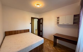 Apartament 4 camere 111 mp utili garaj si teren 458 mp zona Centrala - Poză 4
