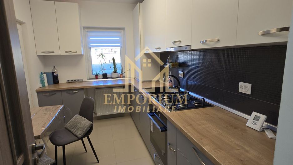 3 camere decomandate, AC, Florești, zona Terra - Poză 1