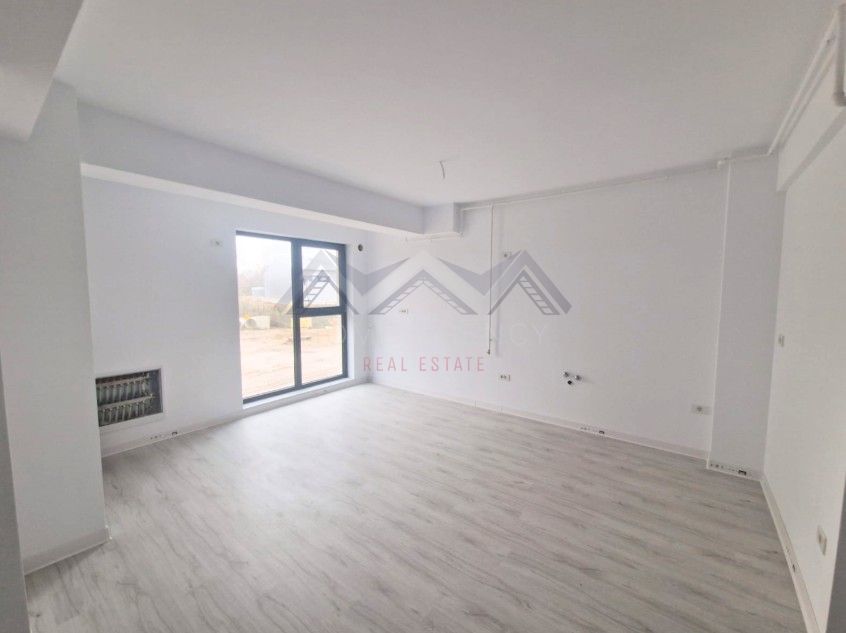 Apartament 3 camere, terasă 31 mp Otopeni central | parcare, comision 0 - Poză 5