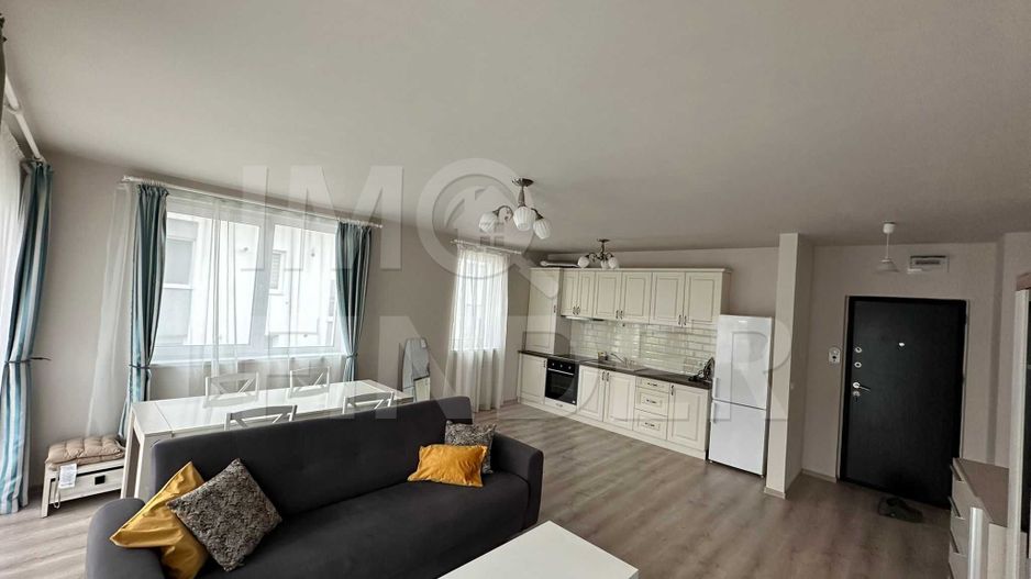 Apartament de inchiriat, 3 camere, decomandat, Terasa 20mp,  parcare, Buna Ziua - Poză 1