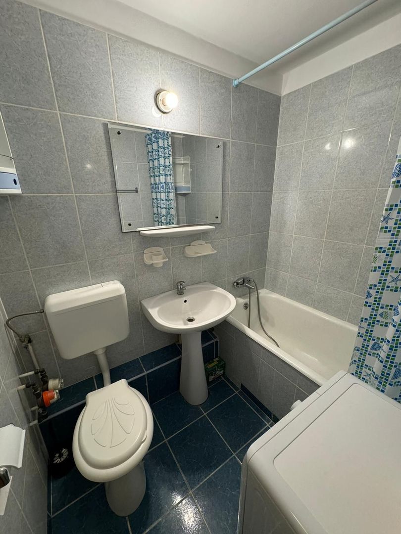 Garsoniera spatiosa, bloc mixt, 4 - 5min metrou Iancului, bolier montat, renovat - Poză 7