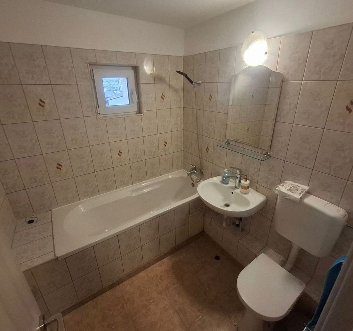 AP. 2 CAMERE TITAN, BUCATARIE INCHISA,BLOC REABILITAT,LOC PARCARE. - Poză 5