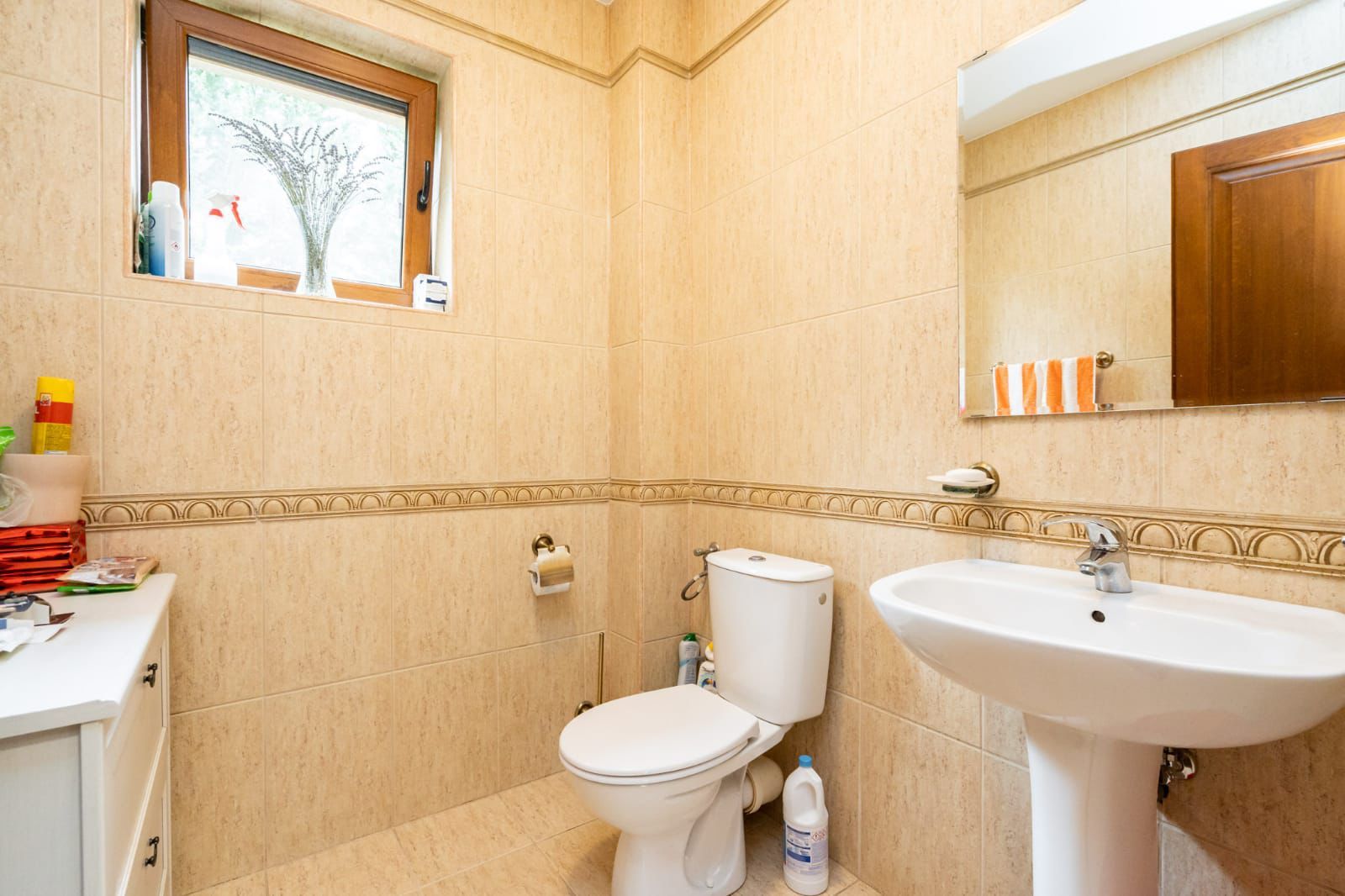 Vilă premium 11 camere | Dămăroaia | saună | fitness | teren 1.000mp - Poză 19