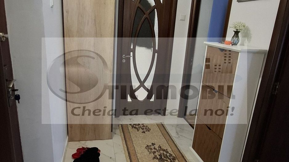 Apartament 2 camere decomandat mobilat Copou-Lic.Negruzzi 168000 euro - Poză 1