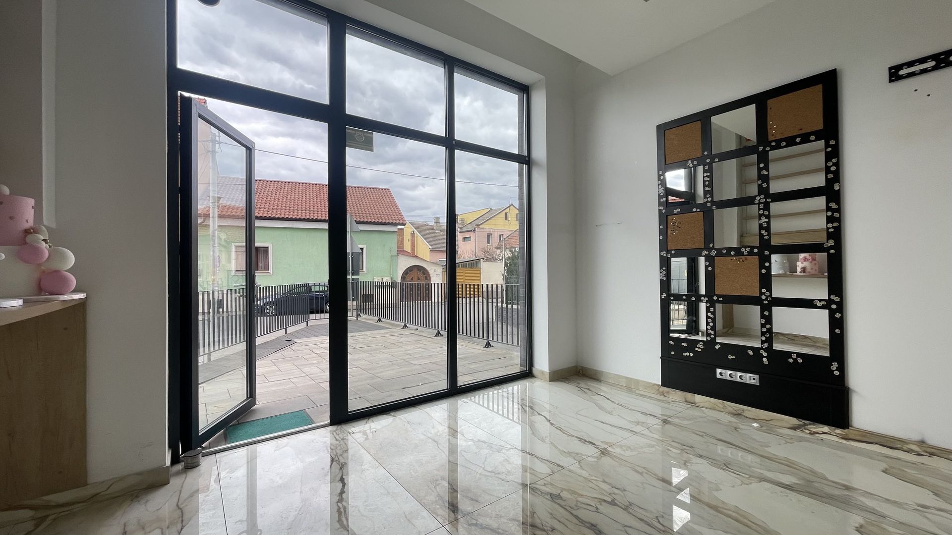 SPATIU COMERCIAL DE INCHIRIAT, PRIMA SUCEVEI - Poză 2