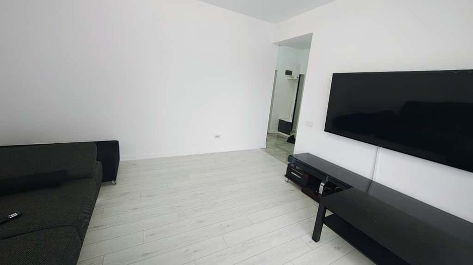 Apartament de vanzare - Poză 2