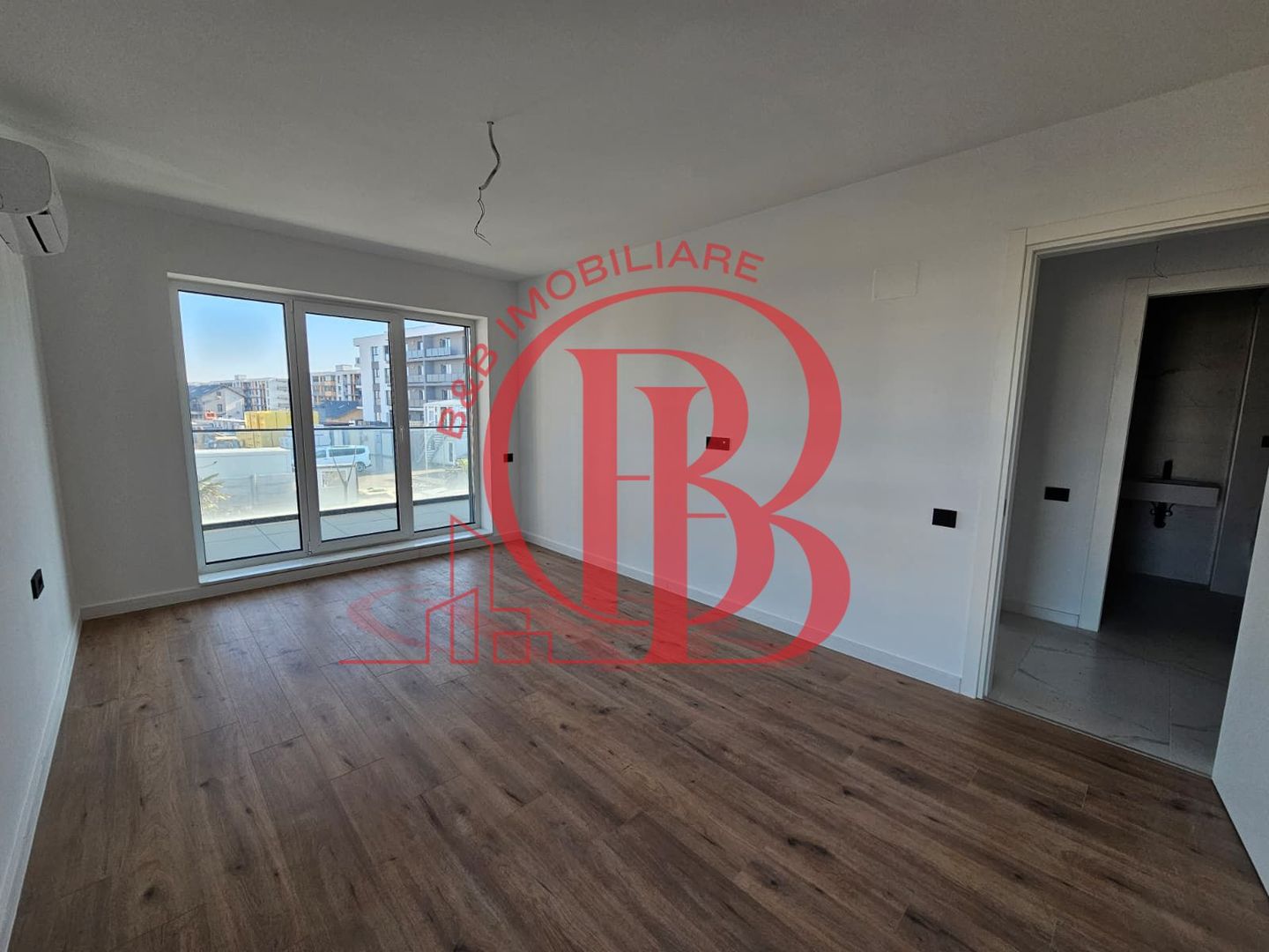 4 camere finalizat Complex Premium-piscina - pista alergare in incinta - Poză 22