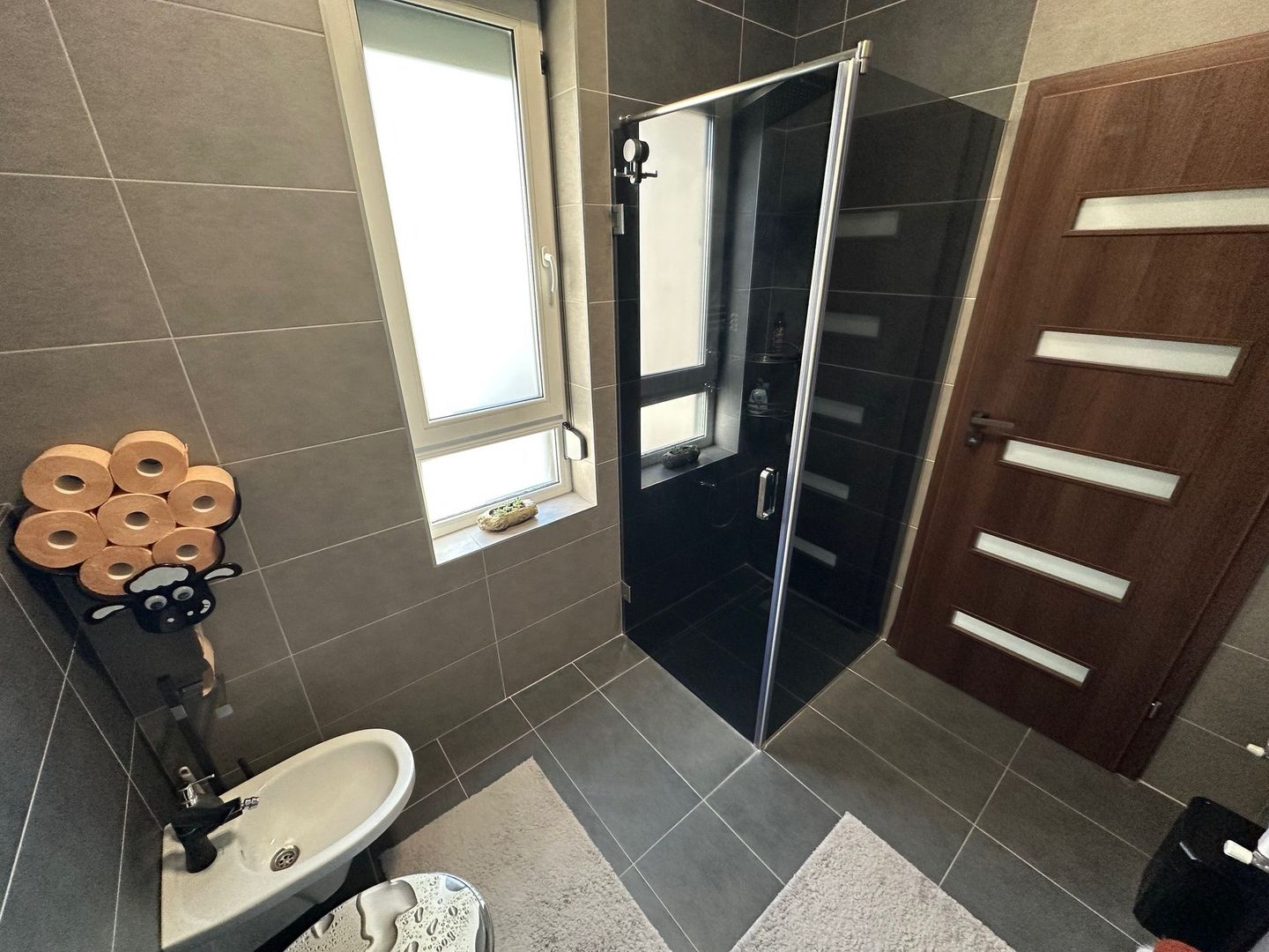 Duplex despărțit prin carpot - Poză 24