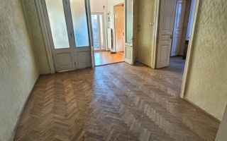 Casă cu arhitectură interbelică, 5 camere, teren 409 mp – Central - Poză 44