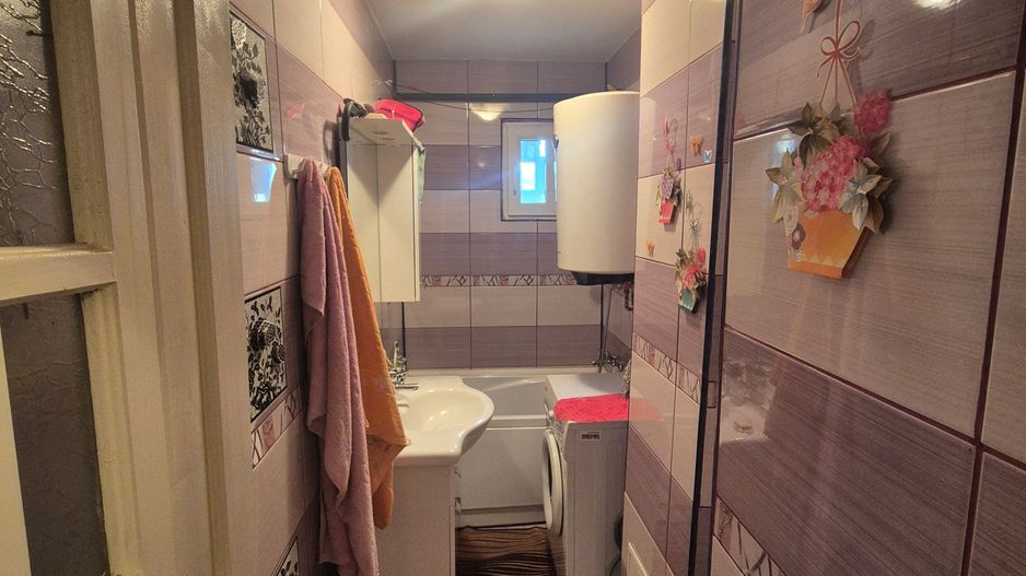 Vand apartament 1 camera etajul.3 Micro 2 - Poză 5