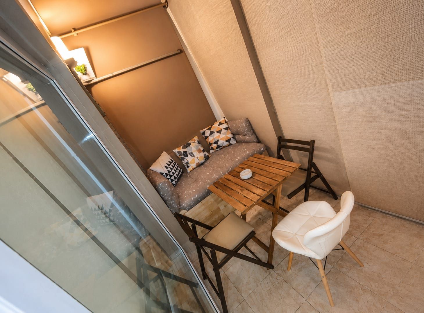 Apartament 2 camere | 18 min metrou Valea Ialomitei | Centrala Bloc | Parcare - Poză 8